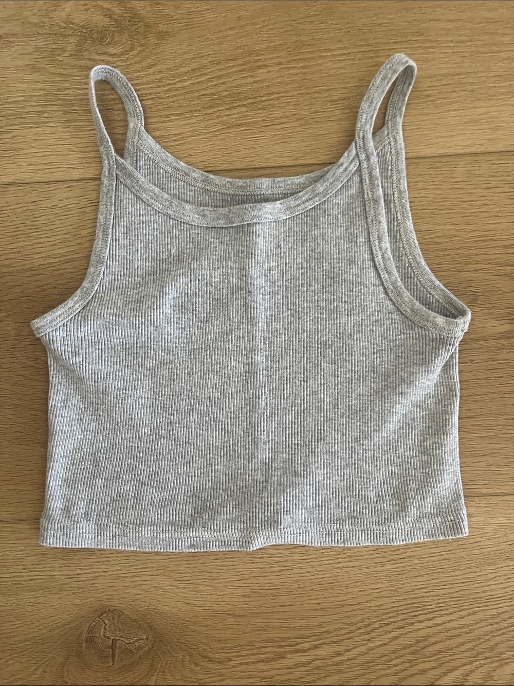Brandy Melville Grey Ribbed Crop Tank Top - Women